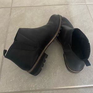 Kodiak Peyto Chelsea Ankle Boots - Black 8.5 US/ 39 EU
